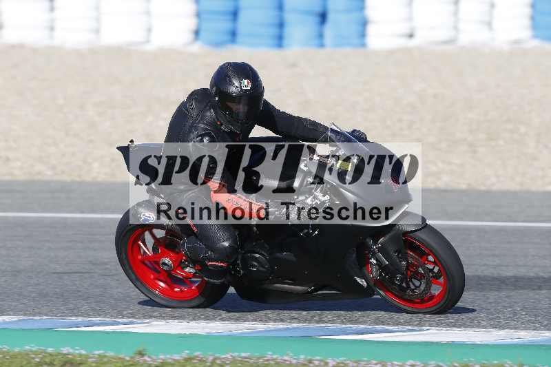 Archiv-2025/02 28.-31.01.2025 Moto Center Thun Jerez/gruen-green/79